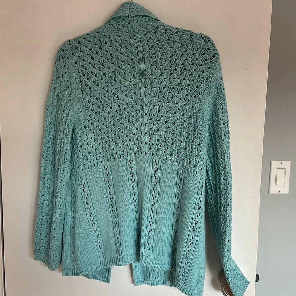 Blue crocheted sweater, charter club size medium - Picture 6 of 6